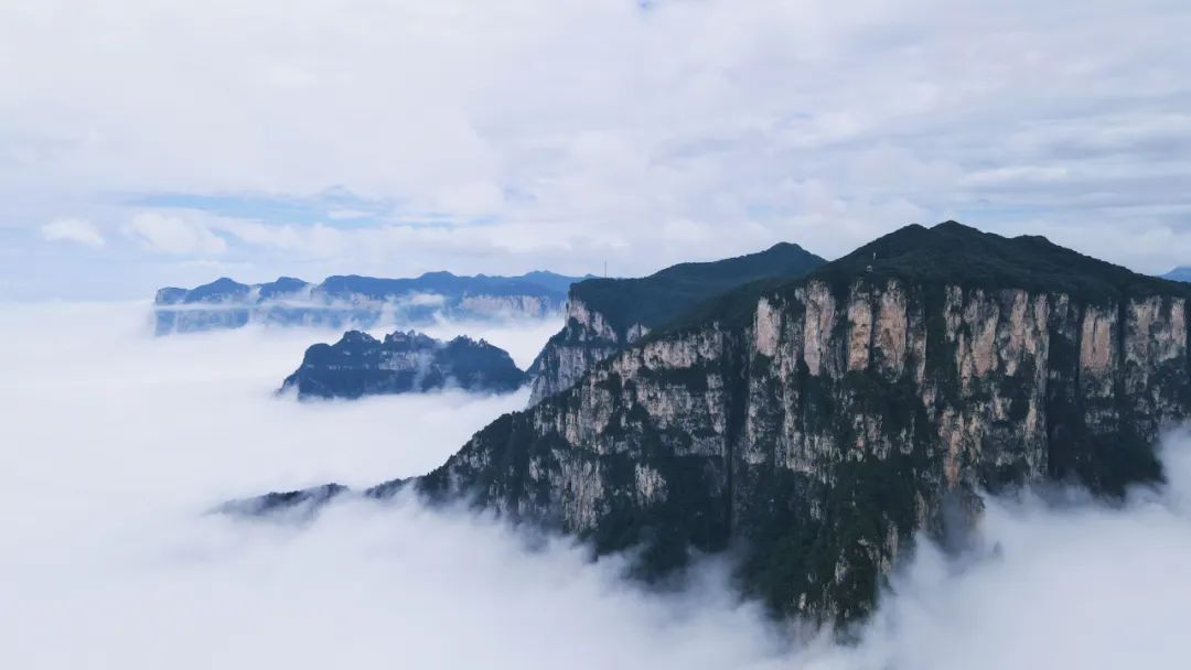 新乡南太行|一瞬间，迷失一片海......