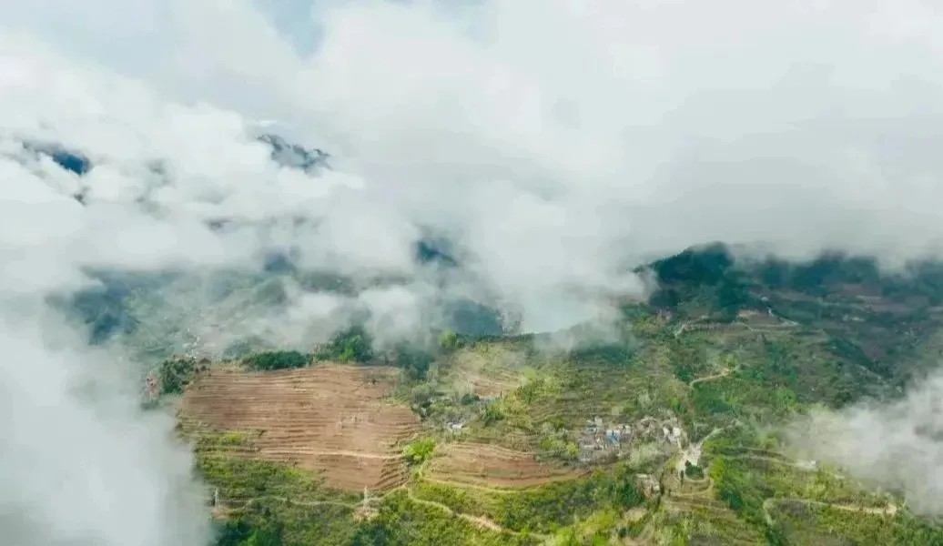 新乡南太行的雨后仙境，千万别错过！