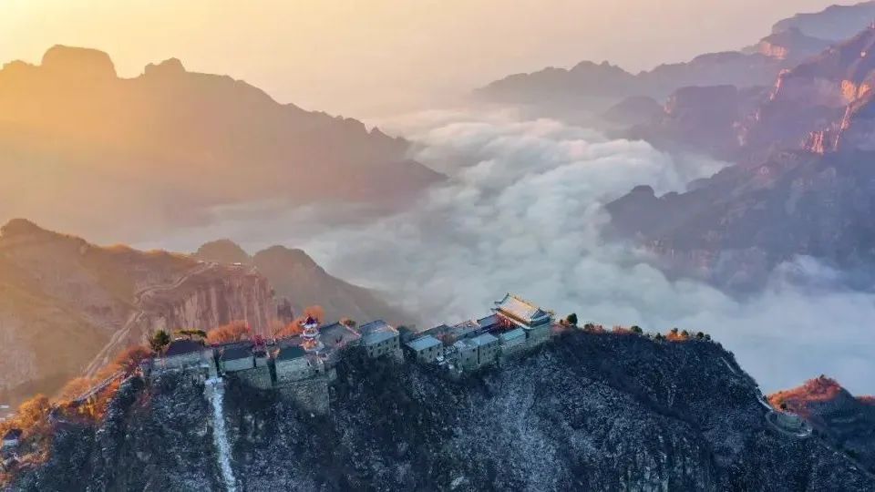 是时候更新你的冬日旅游收藏夹了，新乡南太行冲了！