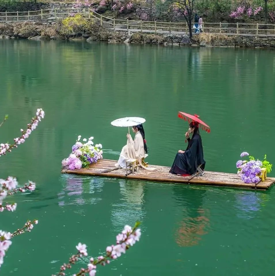 春日新乡南太行，色彩斑斓的浪漫之境！