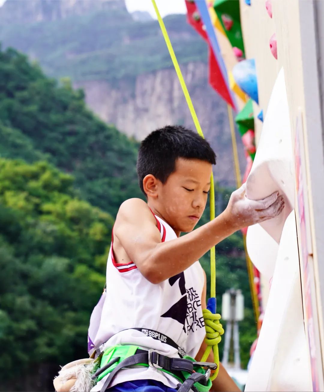 赛事预告|2025全国青少年U系列攀岩联赛（河南万仙山站）即将火热开赛！