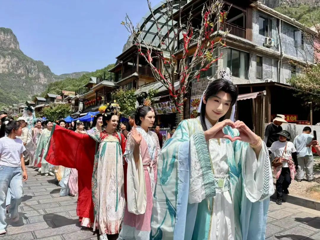 错峰出游万仙山|避开人潮，独享太行秘境