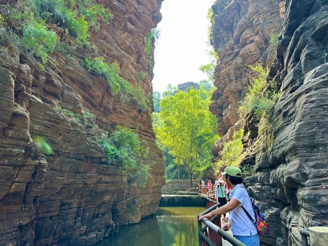 新乡南太行|万仙山：悬崖上的26℃夏天！