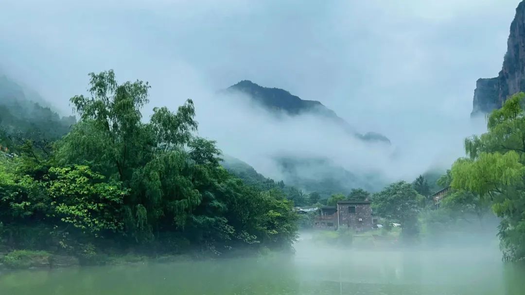 【官宣爆款！】新乡南太行云海霸屏！雨润山川 云涌太行，仙境实锤了！