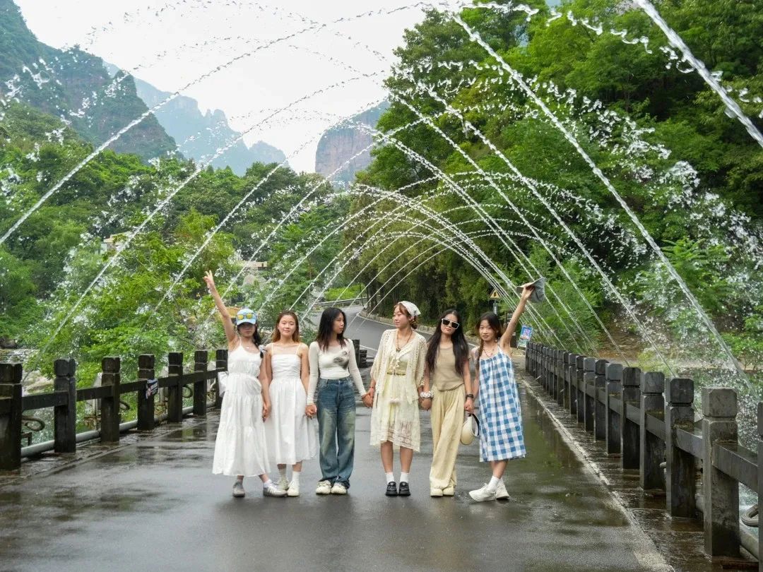 快来！这里藏着无比清凉的夏日