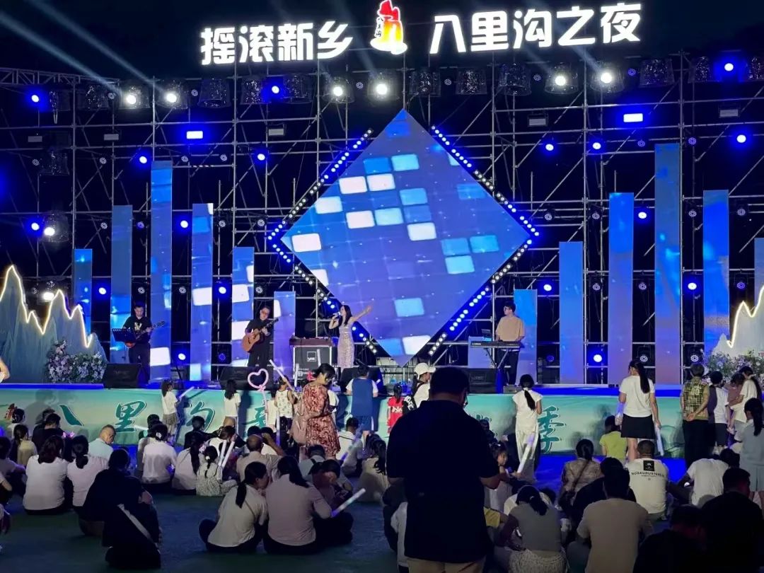 趁热 趣浪|白+黑，花式玩转清凉一“夏”！