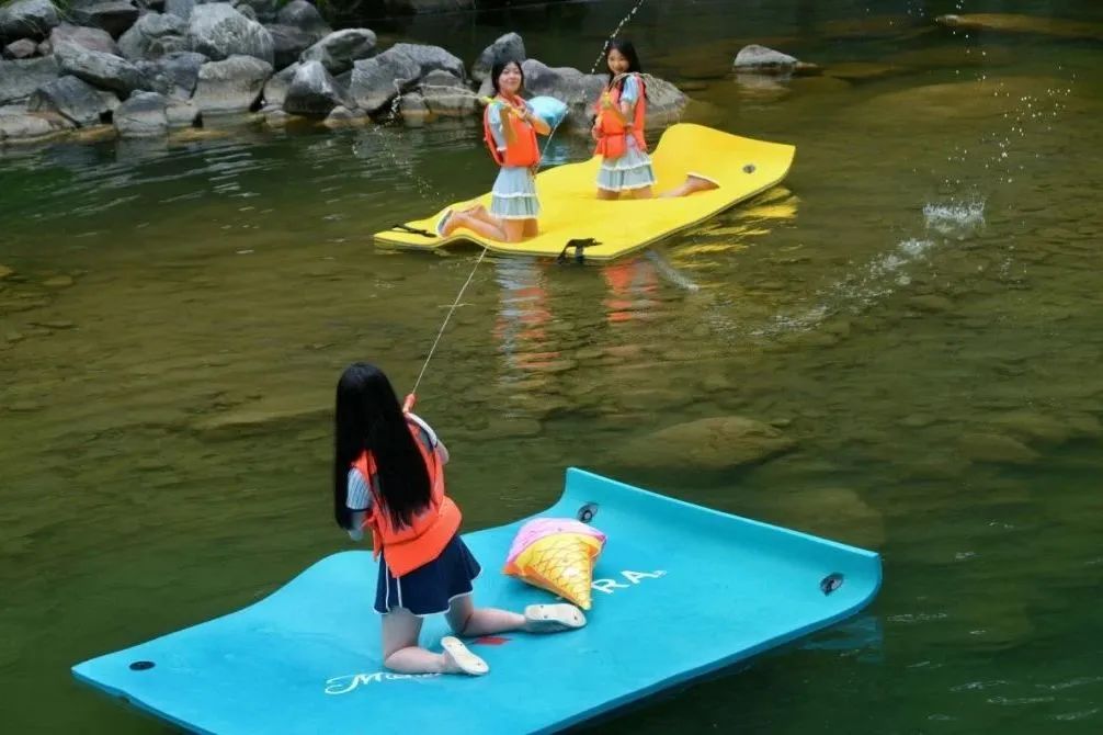 40℃高温自救指南！新乡南太行26℃的山水秘境，摸鱼听剧漂流露营全安排！