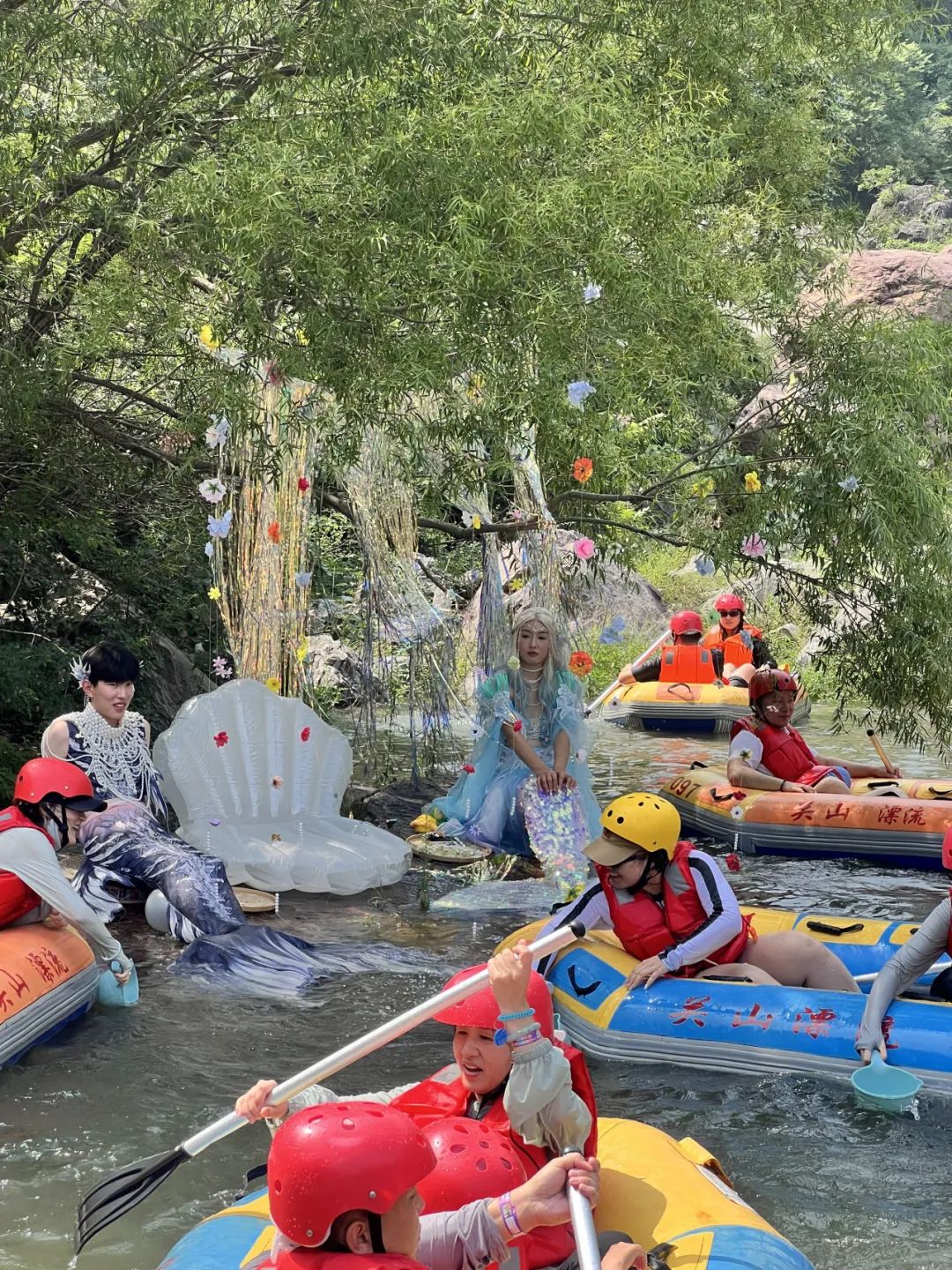 40℃高温自救指南！新乡南太行26℃的山水秘境，摸鱼听剧漂流露营全安排！