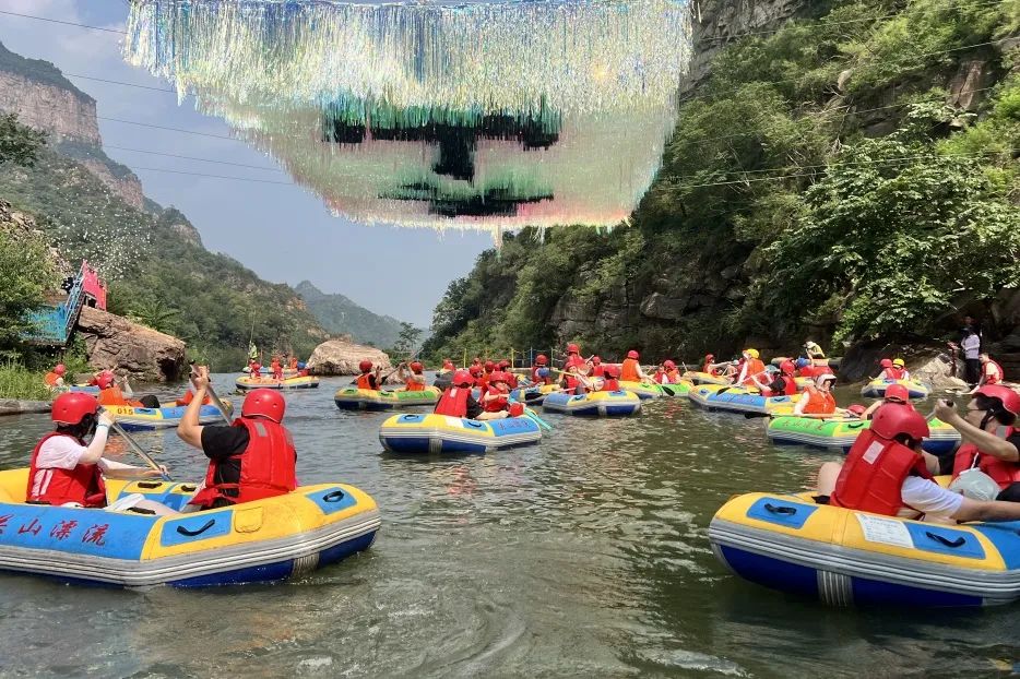 40℃高温自救指南！新乡南太行26℃的山水秘境，摸鱼听剧漂流露营全安排！