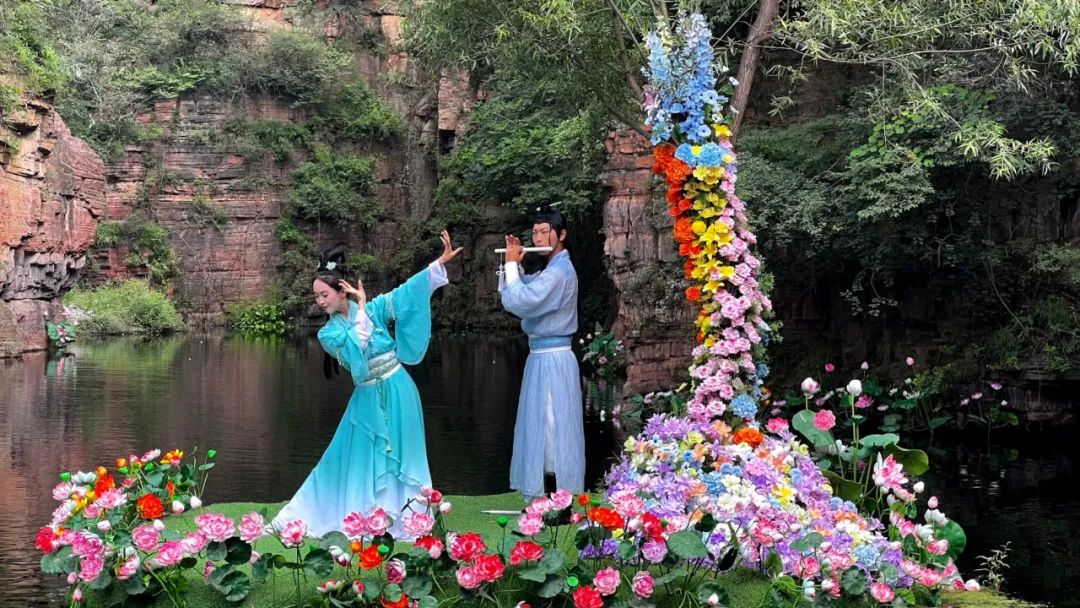 空调房里待久了会发霉——来新乡南太行，让山水给你“充个电”！