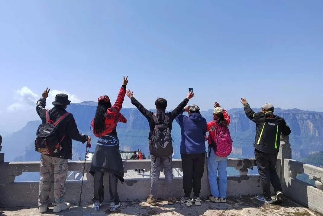 开学新体验|山水基础，新乡南太行玩法就不基础