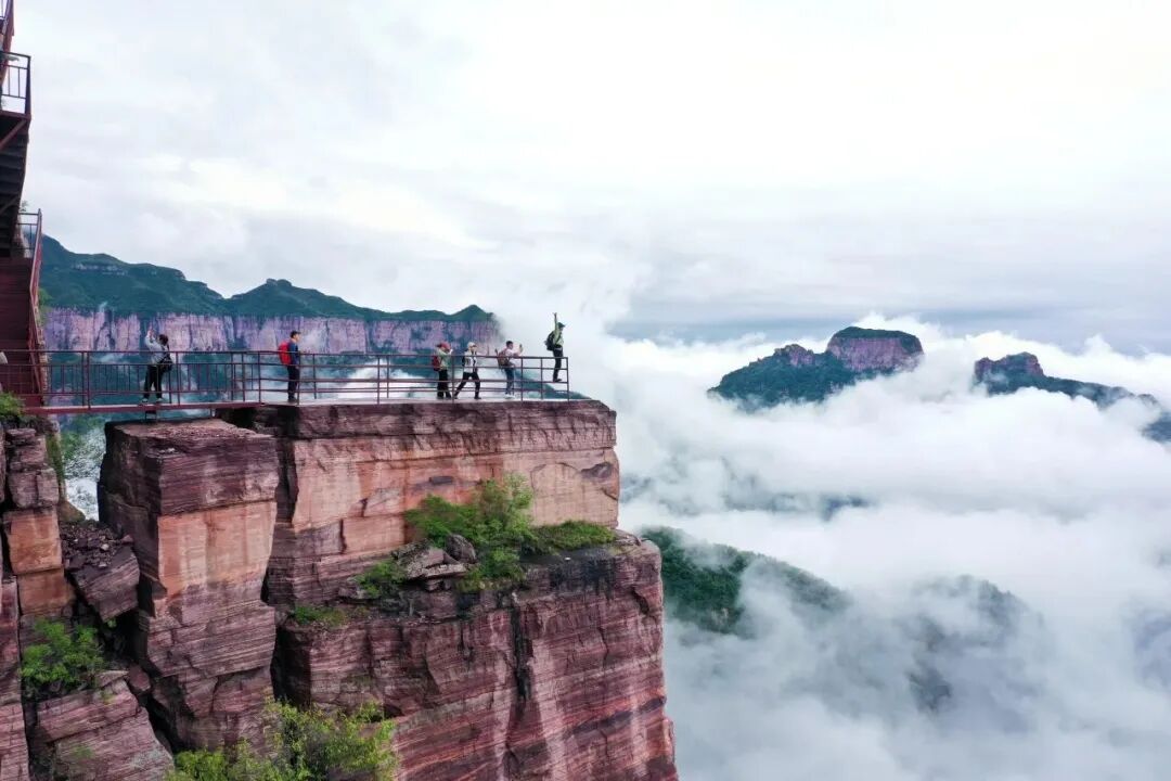 等一场秋雨后，新乡南太行秘境重启！