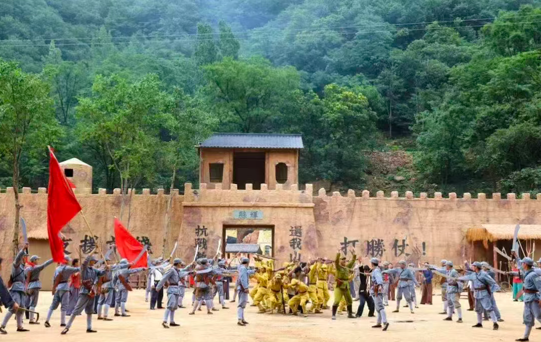 喜迎国庆|日夜玩转新乡南太行，国庆精彩不停歇！