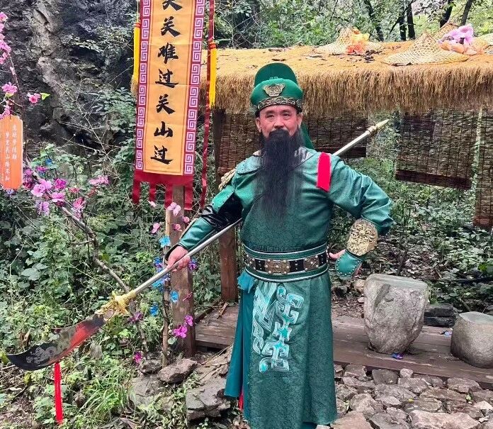 喜迎国庆|日夜玩转新乡南太行，国庆精彩不停歇！