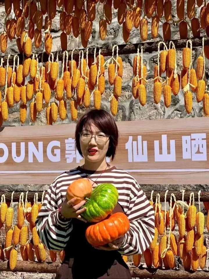 月饼送你,美景赠你,新乡南太行祝全国人民国庆中秋双节快乐! 月饼送你,美景赠你,新乡南太行祝全国人民国庆中秋双节快乐!
