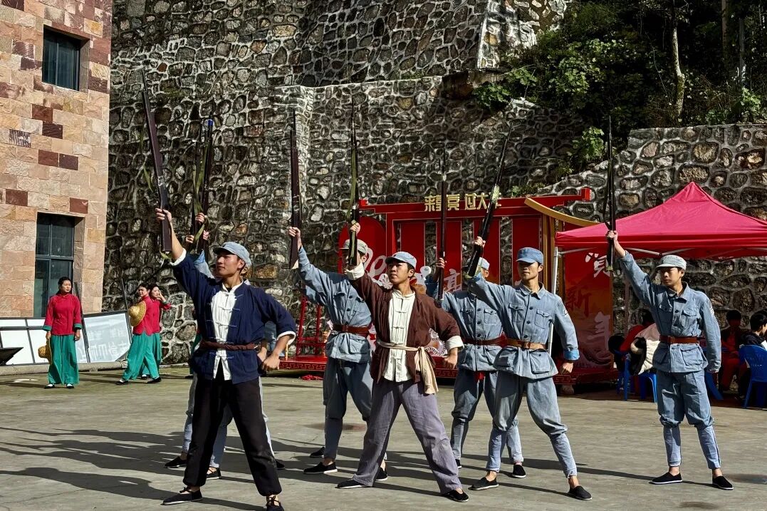 为成长赋能,为未来奠基!新乡南太行红色研学,给孩子最扎实的“精神底妆” 为成长赋能,为未来奠基!新乡南太行红色研学,给孩子最扎实的“精神底妆”