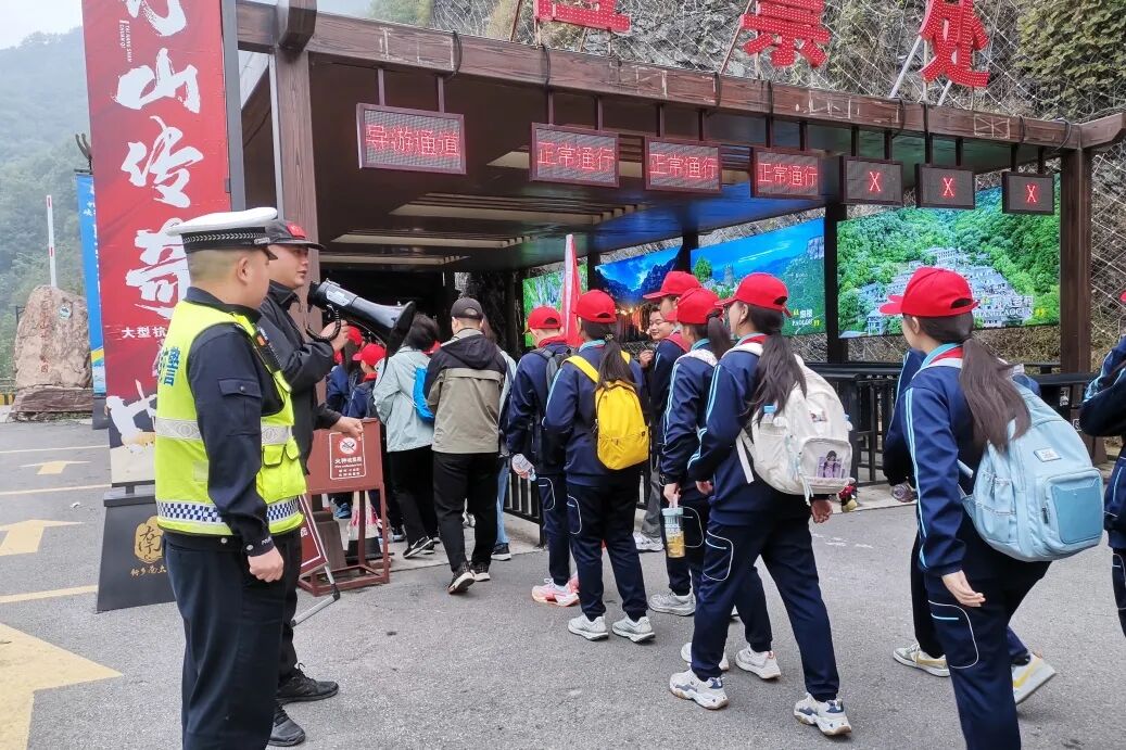 为成长赋能,为未来奠基!新乡南太行红色研学,给孩子最扎实的“精神底妆” 为成长赋能,为未来奠基!新乡南太行红色研学,给孩子最扎实的“精神底妆”