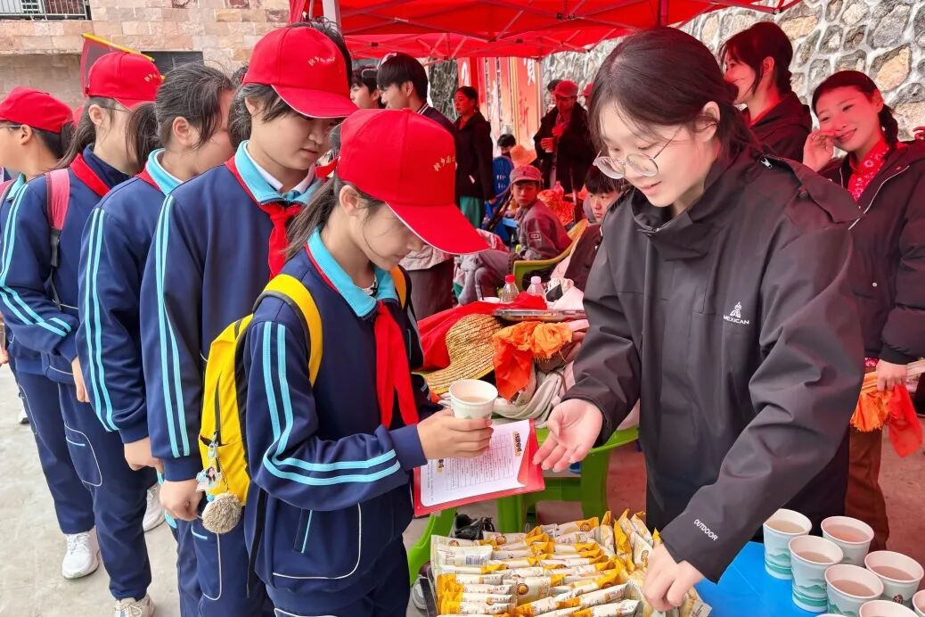 为成长赋能,为未来奠基!新乡南太行红色研学,给孩子最扎实的“精神底妆” 为成长赋能,为未来奠基!新乡南太行红色研学,给孩子最扎实的“精神底妆”
