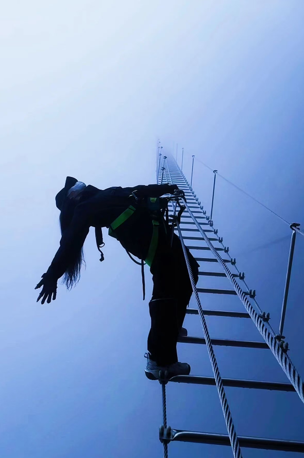 刷屏预警!新乡南太行打翻调色盘,邀你共赴这场“限时赤色盛宴” 刷屏预警!新乡南太行打翻调色盘,邀你共赴这场“限时赤色盛宴”