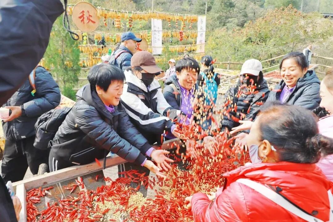 秋色正浓，带上行囊，赴一场壮美的新乡南太行之旅吧！