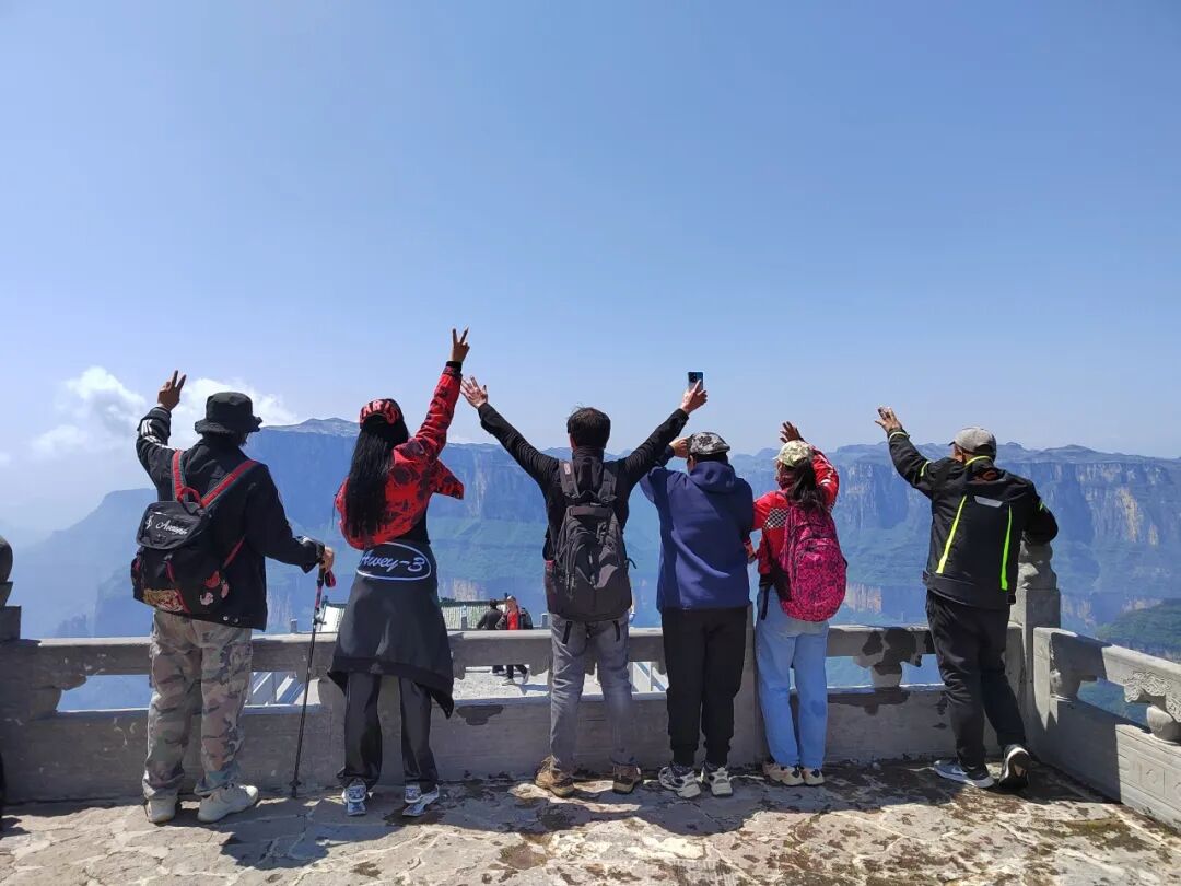 新乡南太行出游指南|绝壁行车VS徒步探幽，一键解锁！