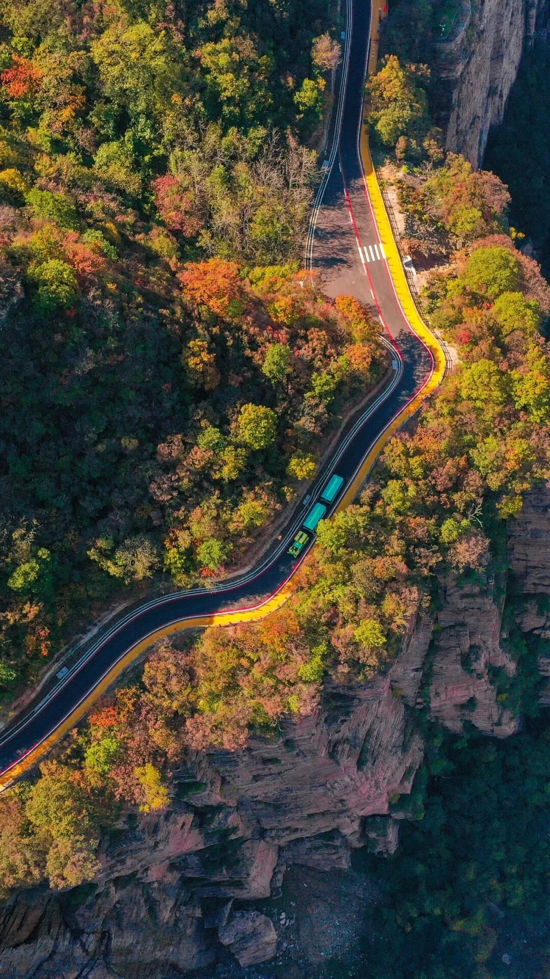 欢迎来到新乡南太行“光影剧场”！