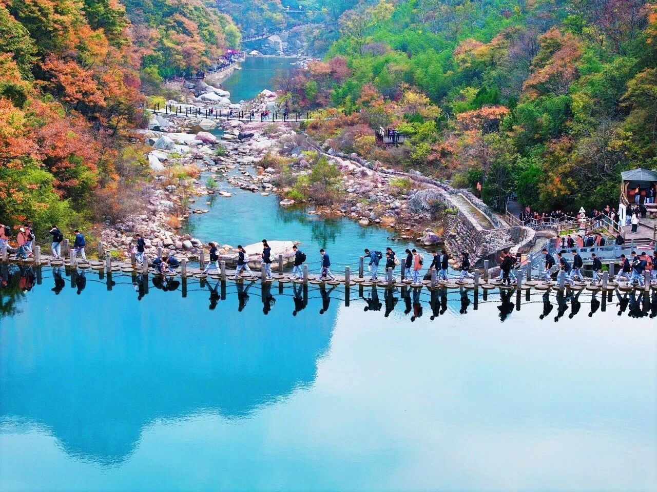 新乡南太行：不用P图的“现实版壁纸”，美到自带暴击buff！