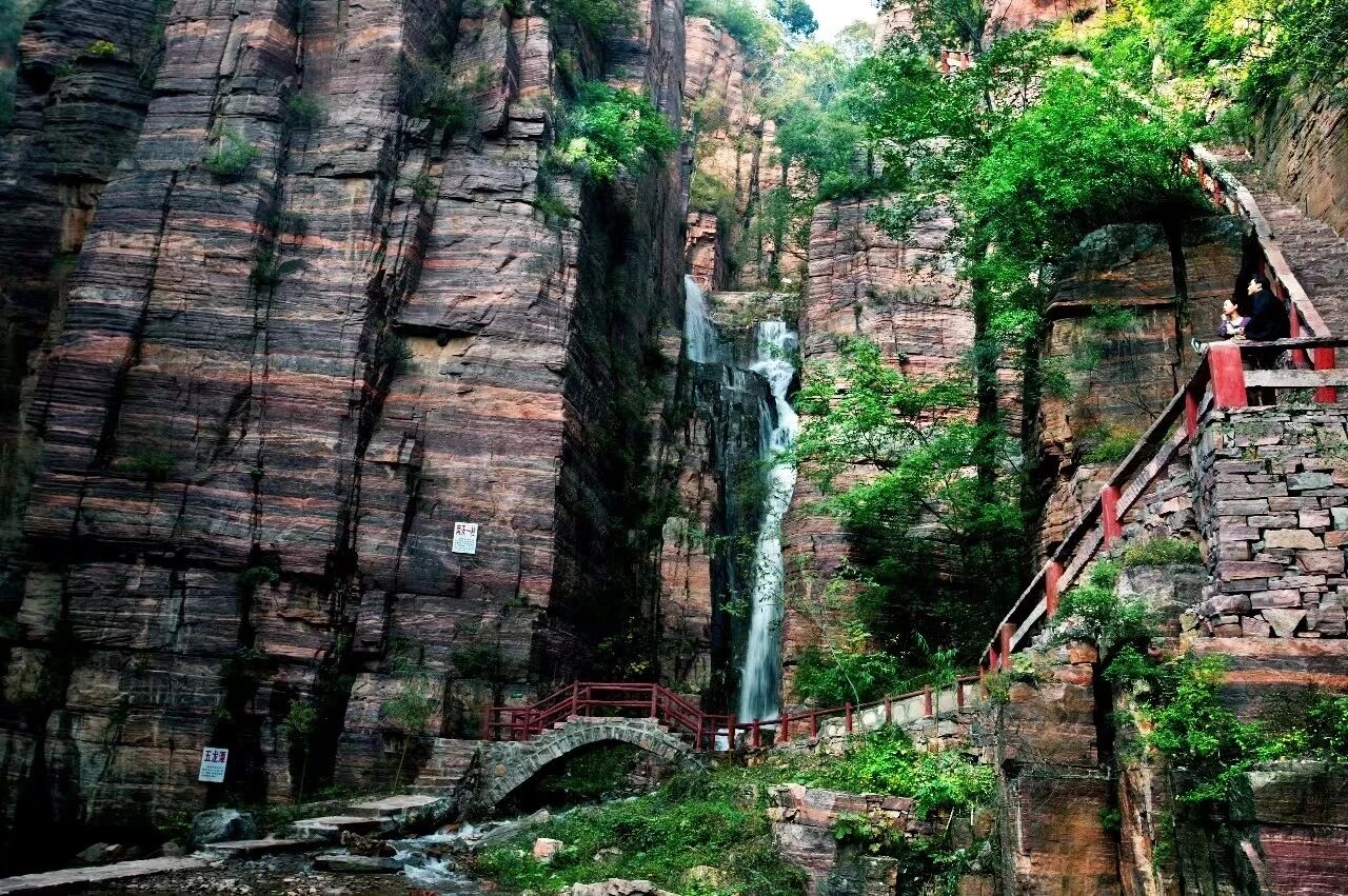 新乡南太行：不用P图的“现实版壁纸”，美到自带暴击buff！