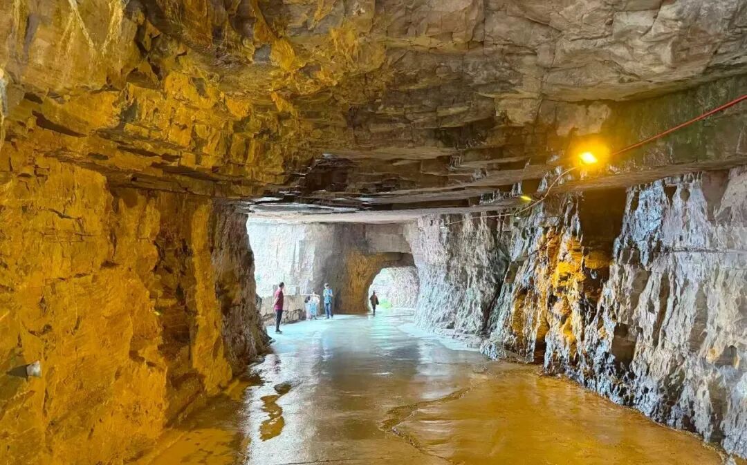 中国太行山旅游第一站！打卡新乡南太行三条挂壁公路