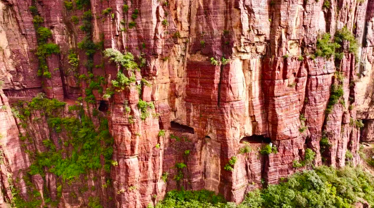 拍出质感大片！新乡南太行才是真正的 “ 天然摄影棚 ”