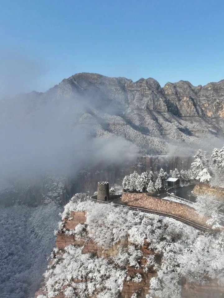 新乡南太行！宝子们自己的冬季水晶奇缘！