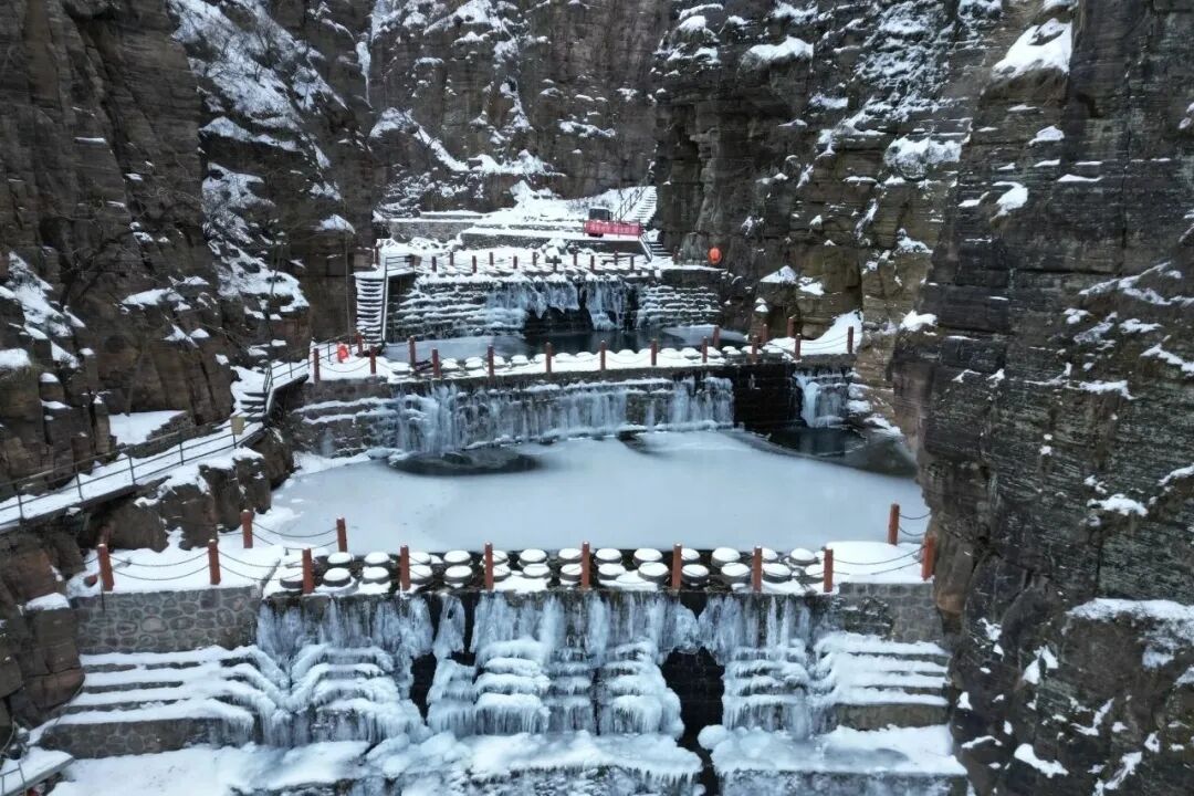 2025收官之旅锁定新乡南太行！用极致雪景圆整年浪漫