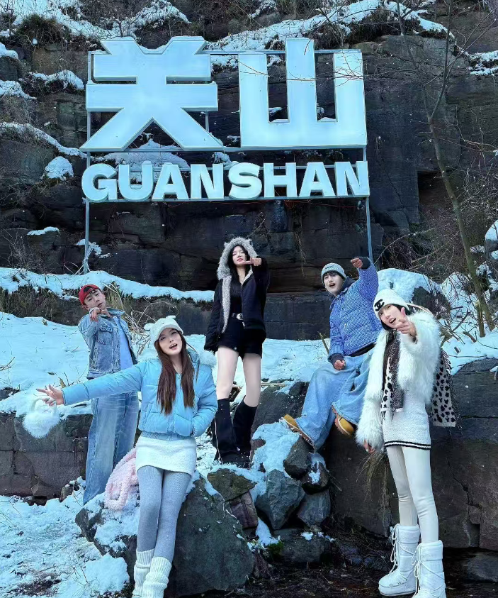 新乡南太行关山幻梦谷|冬日打卡！出片宝地！谁拍谁美！