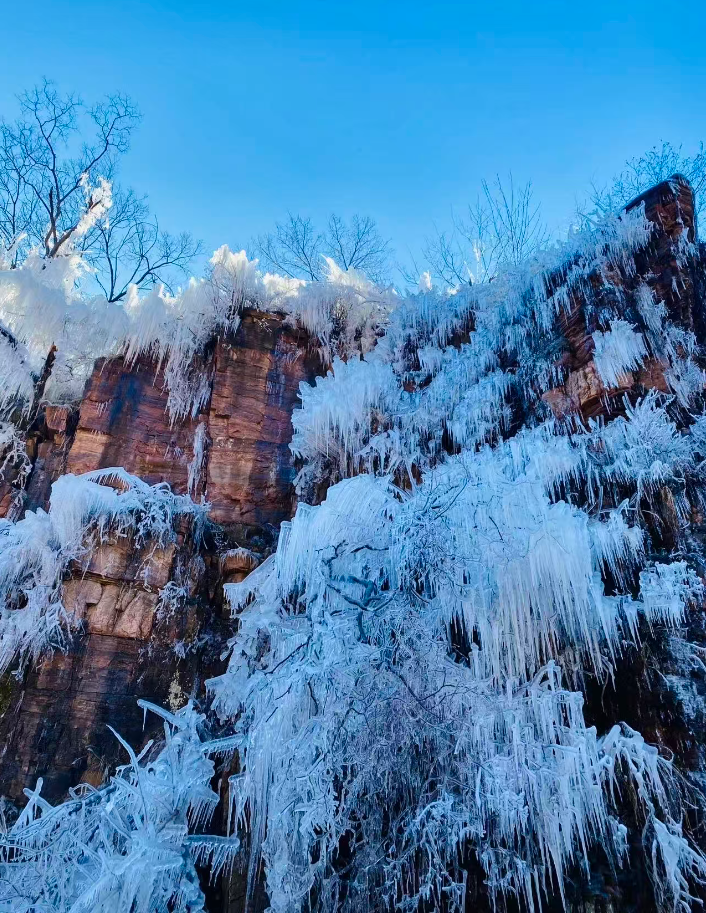 新乡南太行温馨提示：天冷注意保暖，更有冬日奇景等你打卡！