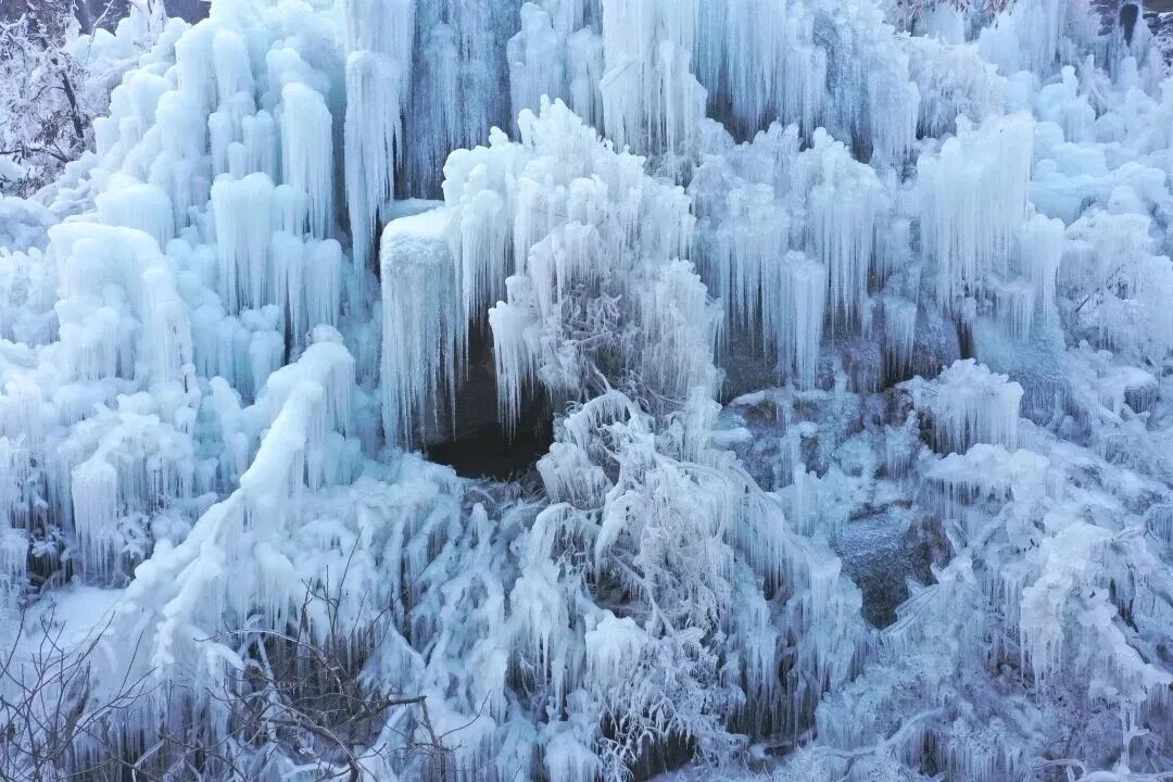 各位玩家请注意,新乡南太行副本即将更新至2026…… 各位玩家请注意,新乡南太行副本即将更新至2026……