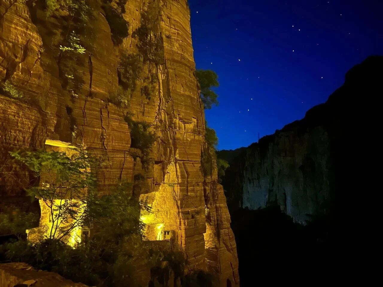 各位玩家请注意,新乡南太行副本即将更新至2026…… 各位玩家请注意,新乡南太行副本即将更新至2026……