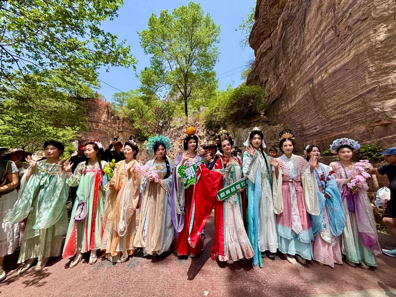 2025新乡南太行年度回顾！请查收我们的共同回忆！