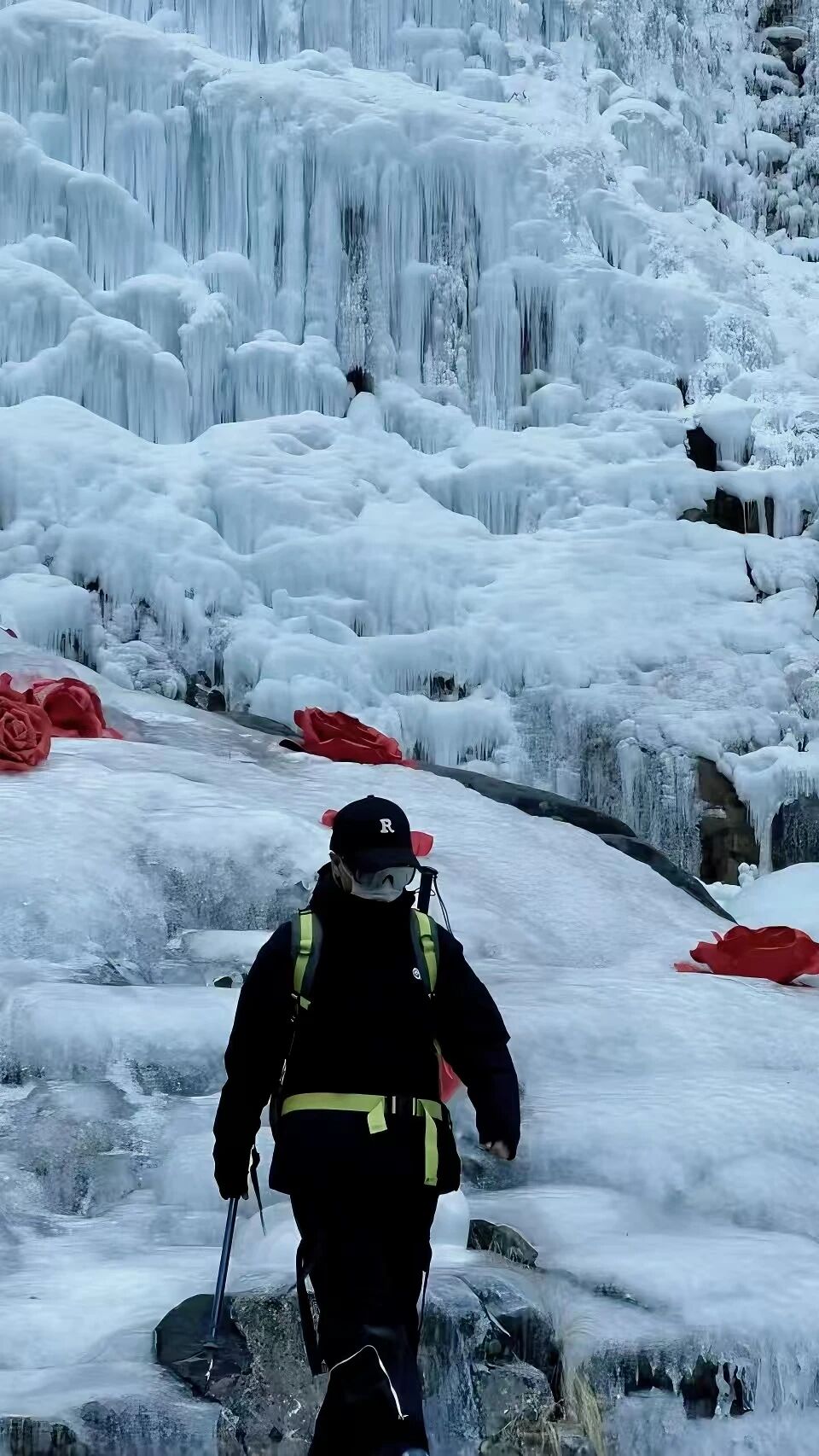 来新乡南太行接「冰封财运」啦! 来新乡南太行接「冰封财运」啦!