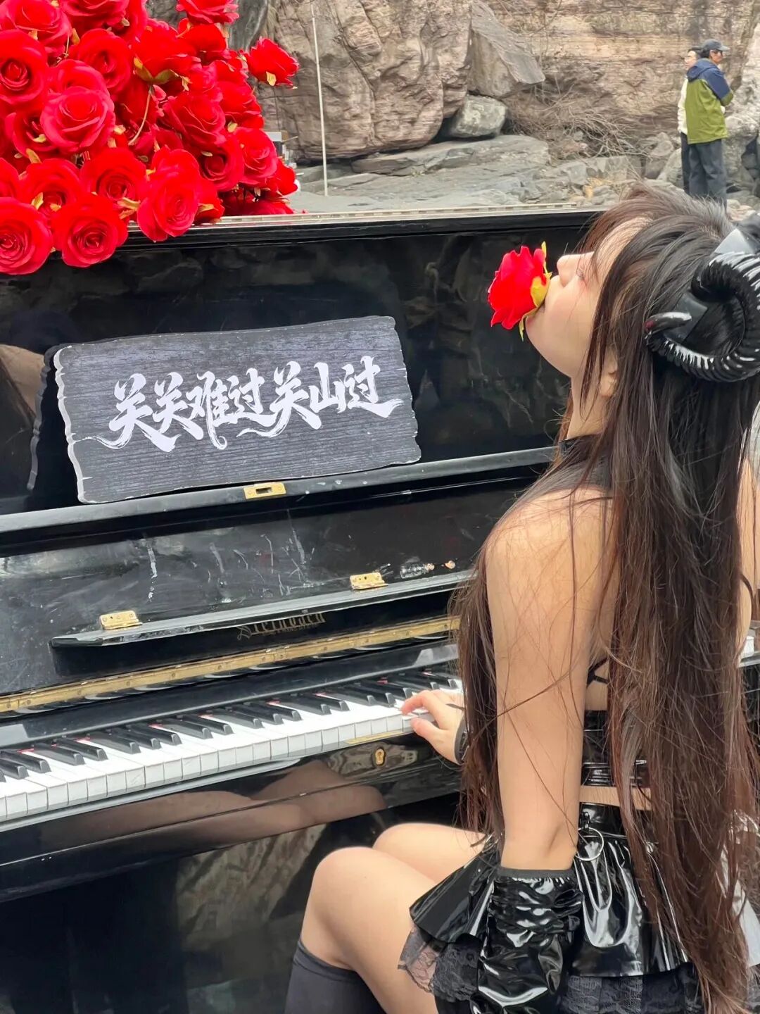 南太行私藏的「浪漫乌托邦」!关山幻梦谷,把银河玫瑰搬进山谷里 南太行私藏的「浪漫乌托邦」!关山幻梦谷,把银河玫瑰搬进山谷里