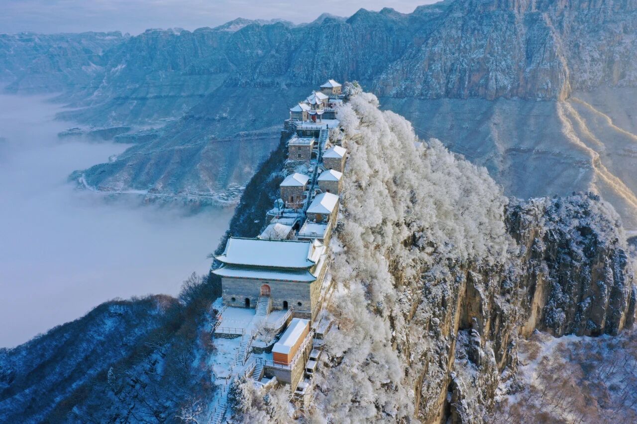 南太行冬季绝美景色+地道趴地小菠菜? 南太行冬季绝美景色+地道趴地小菠菜?