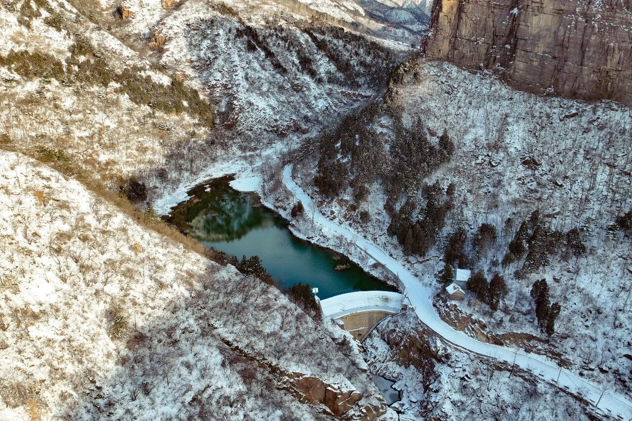南太行冬季绝美景色+地道趴地小菠菜? 南太行冬季绝美景色+地道趴地小菠菜?