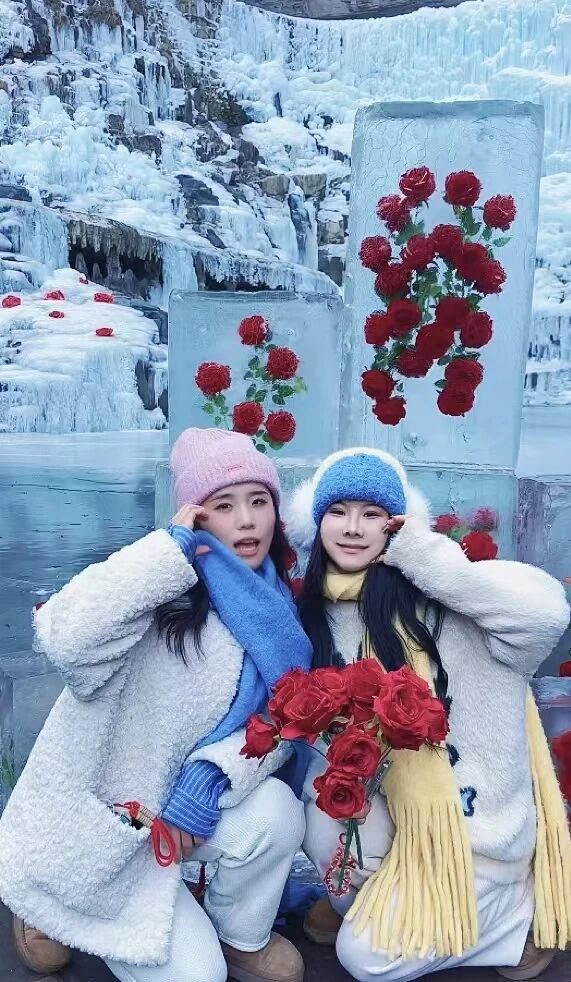 八里沟冰封玫瑰，冬日最热烈的浪漫！