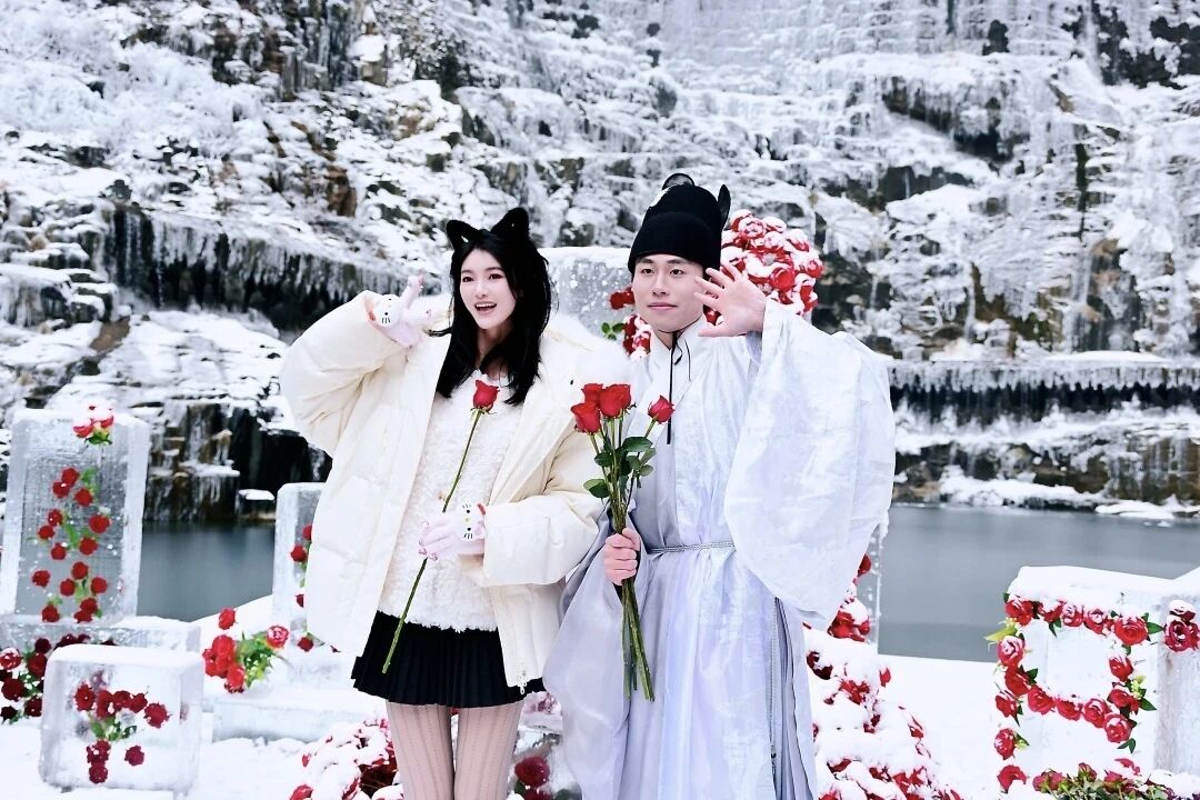 八里沟冰封玫瑰，冬日最热烈的浪漫！