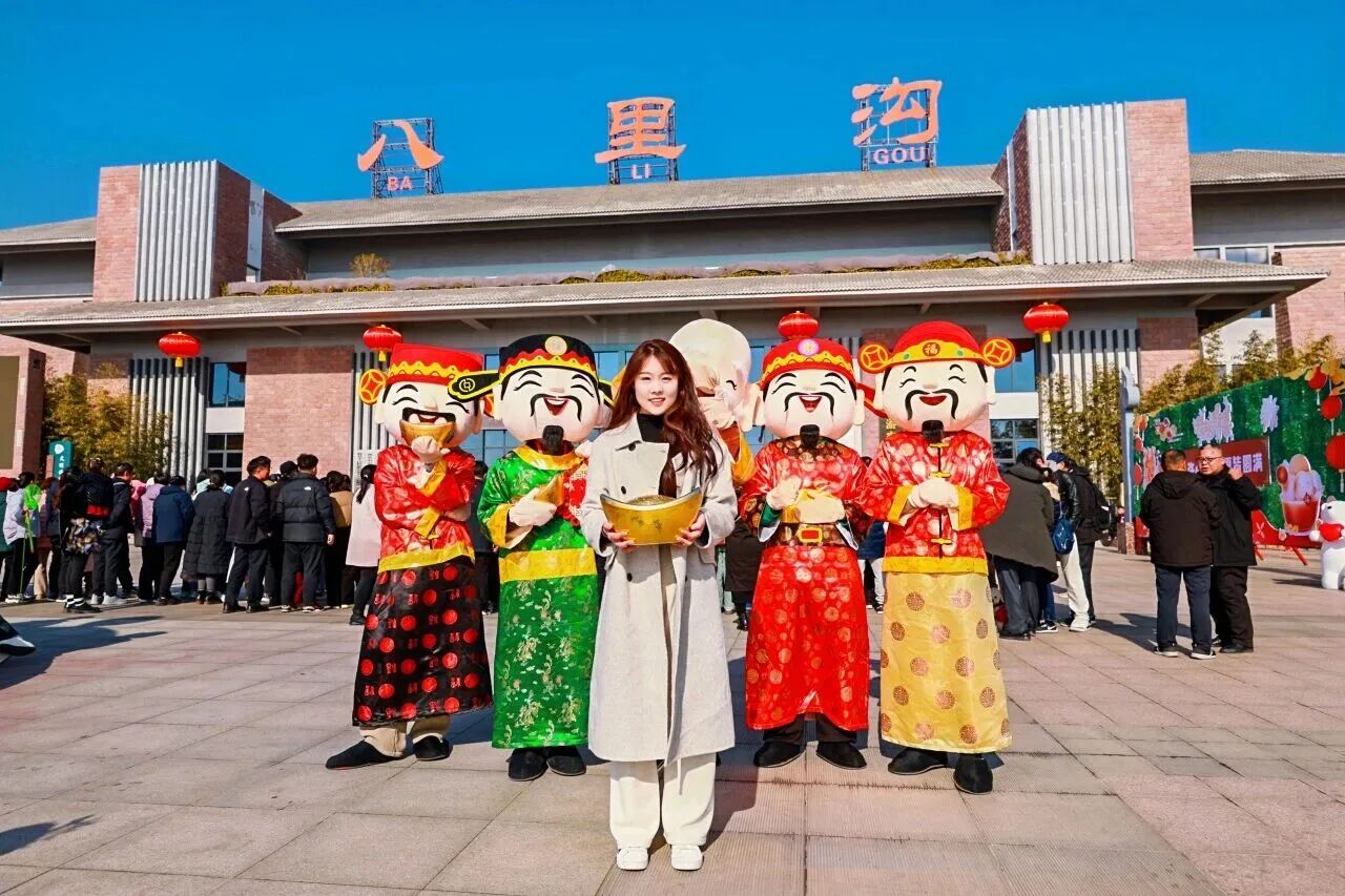 年味儿加“马”！新乡南太行邀你一起过大年！