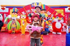 年味儿加“马”!新乡南太行邀你一起过大年!