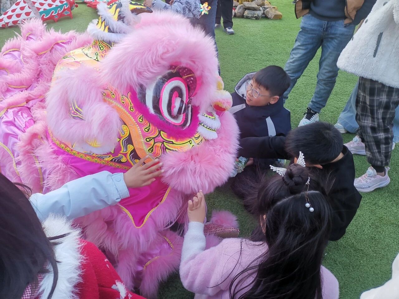 马踏春风至，太行灯火明，元宵佳节，在新乡南太行，共享团圆之乐！