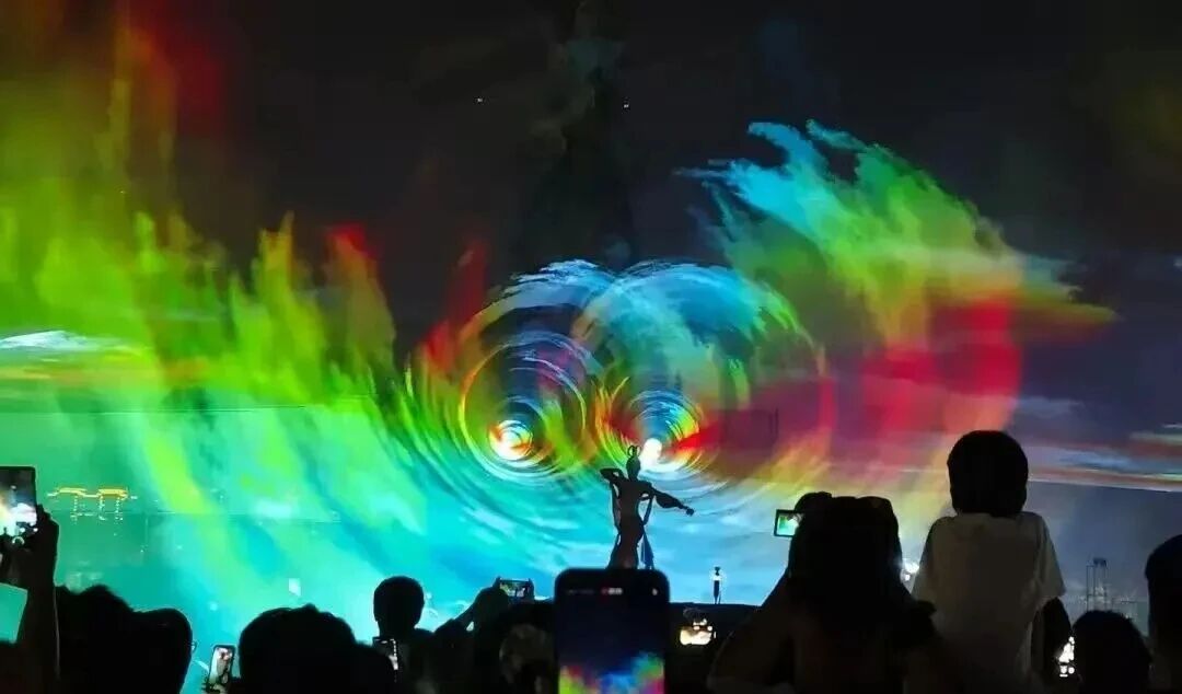 马踏春风至，太行灯火明，元宵佳节，在新乡南太行，共享团圆之乐！