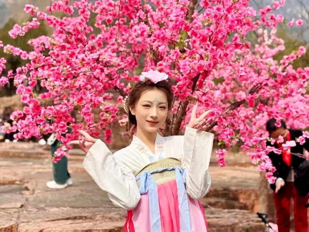 赏花看剧，新乡南太行多重福利一键解锁