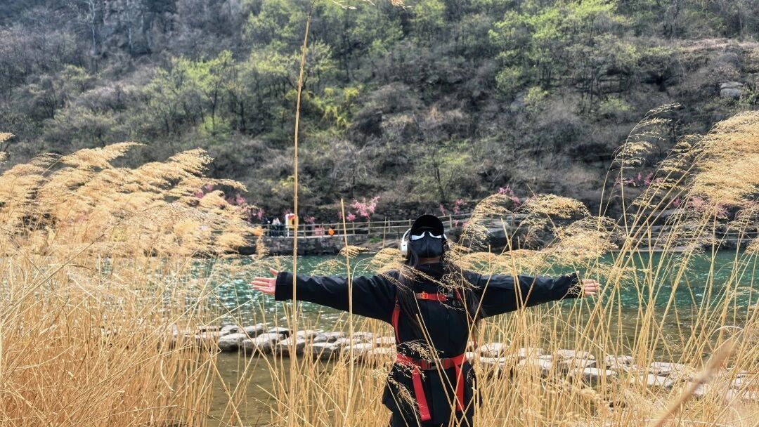 三月不冲亏大了！AI替你打工，你去新乡南太行“驯养”春天！秋沟世外桃源上线，错过等一年！