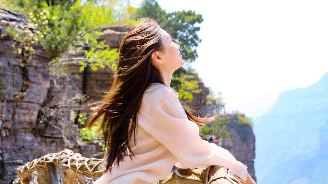 三月不冲亏大了！AI替你打工，你去新乡南太行“驯养”春天！秋沟世外桃源上线，错过等一年！